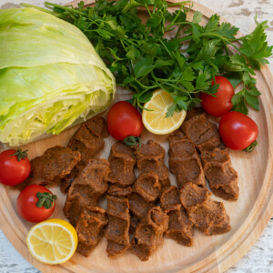 Adıyamanlı Çiğ Köfteci Erkan Usta (Kutlubey)