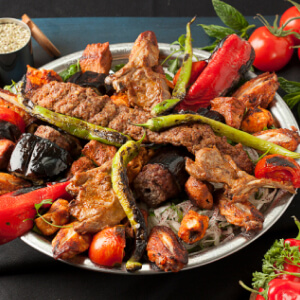 Yüce Aytaç Et Restoranı (Karakaş)