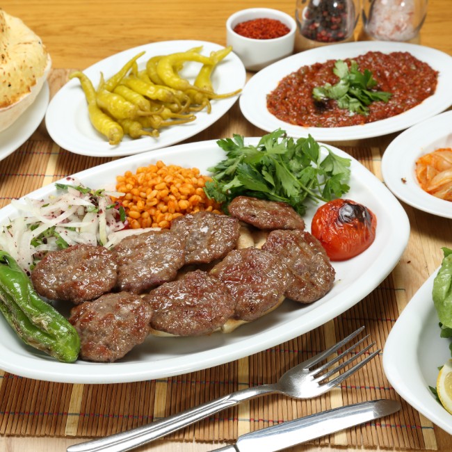 Köfteci Kerem (Şükrüpaşa)