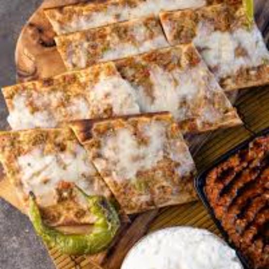 Bilginler Etli Ekmek Salonu (Alacasuluk)