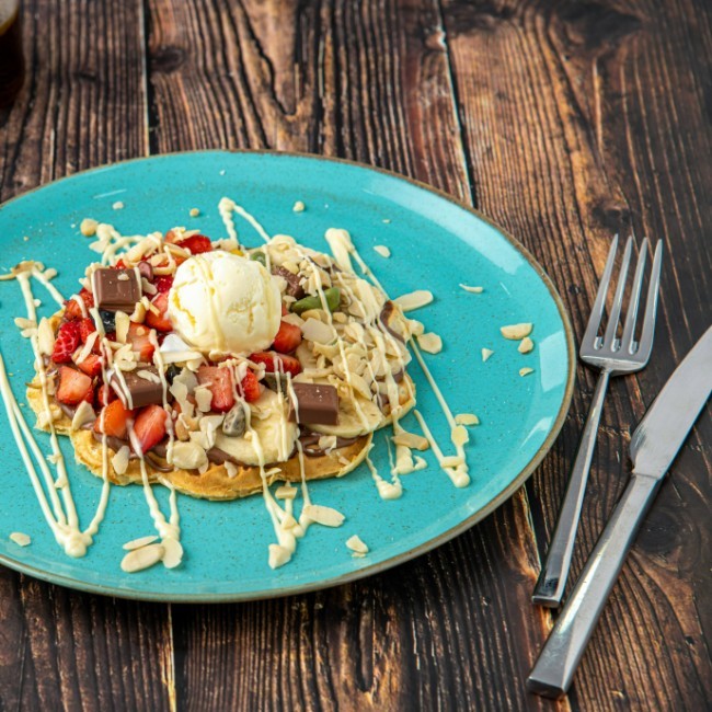 Ustam Waffle (Nail Bey)