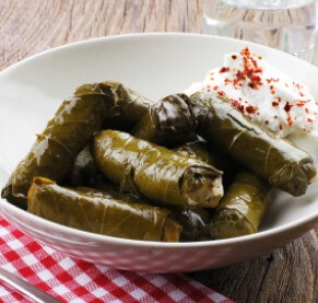 Madame Şükrano Tatlı & Yaprak Sarma (Koca Sinan)