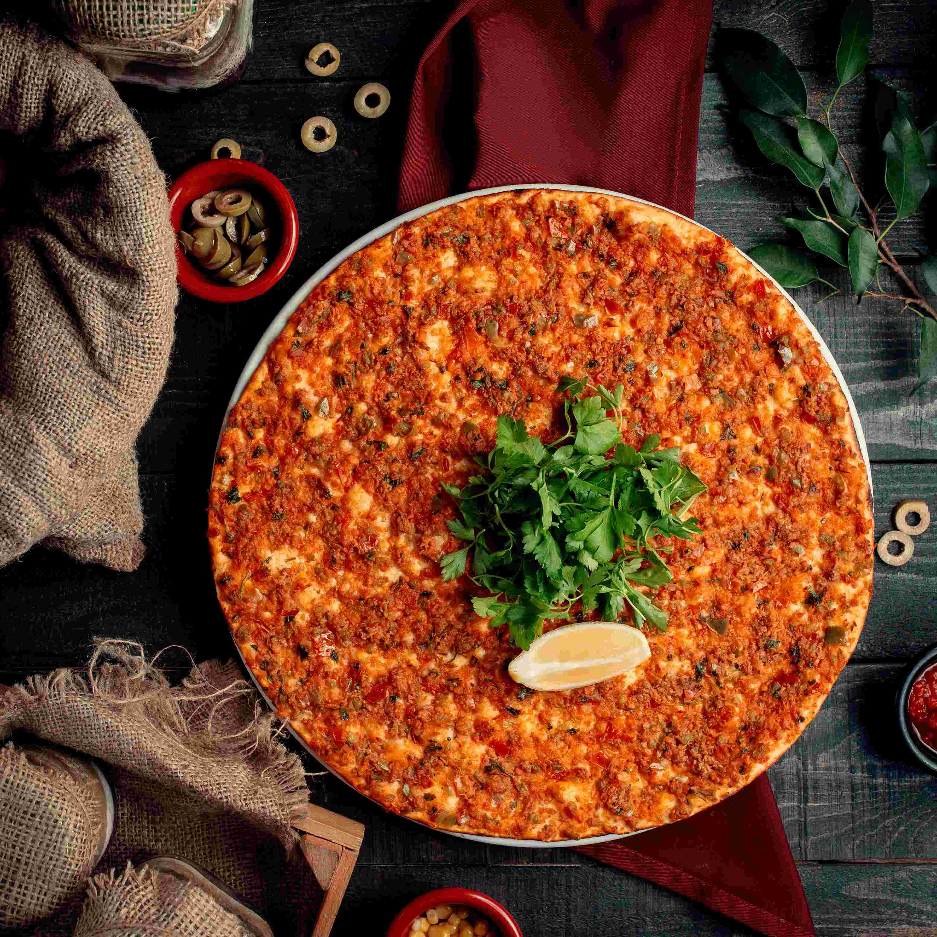 Ala Lahmacun Ve Pide (100. Yıl)