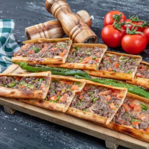 Cumhuriyet Etli Ekmek & Pide (Cumhuriyet)