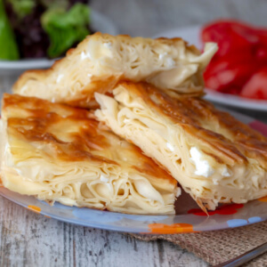 Öz Sarıyer Börek & Pide (İcadiye)
